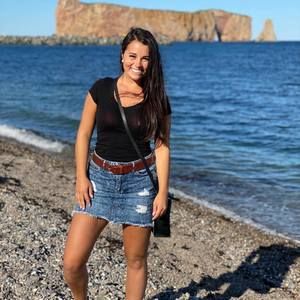 Meet your Posher, Angélique